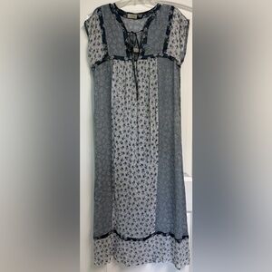 Wrap London Floral Maxi Dress in Light Gray and Blue Sz 8